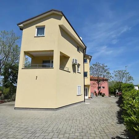 Apartment Mario Malinska