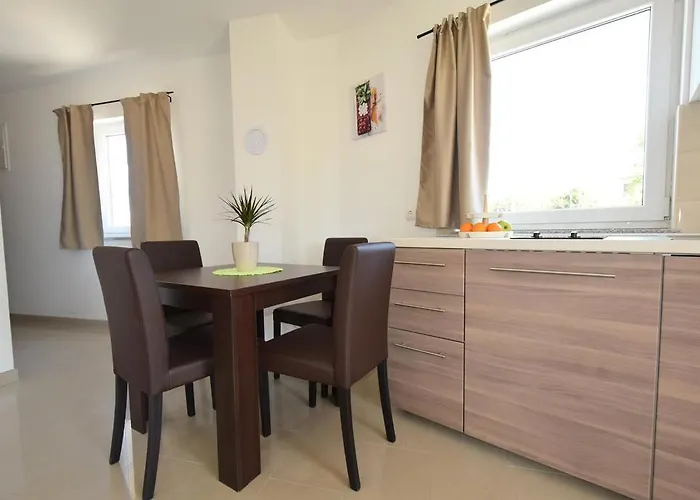 Apartment Mario Malinska