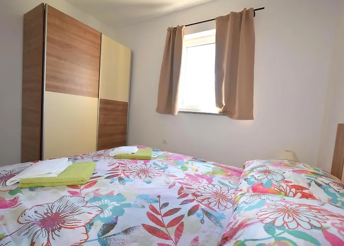 Apartment Mario Malinska